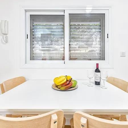 Renovated Apartment On Salinetas Beach. Exterior photo