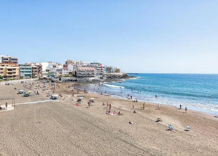 Renovated Apartment On Salinetas Beach.